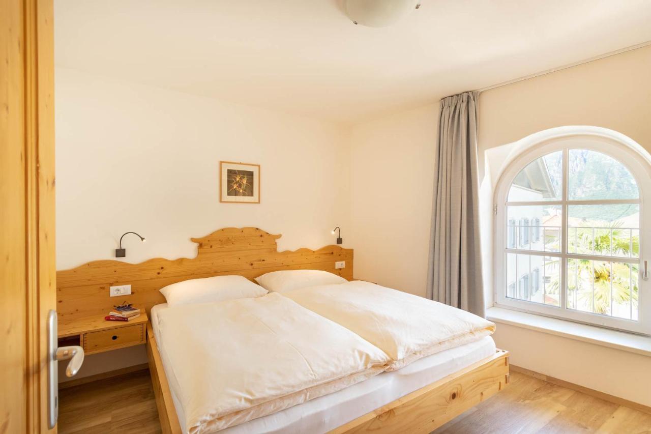 Kreuzwegerhof Nals Apartment Luaran gambar