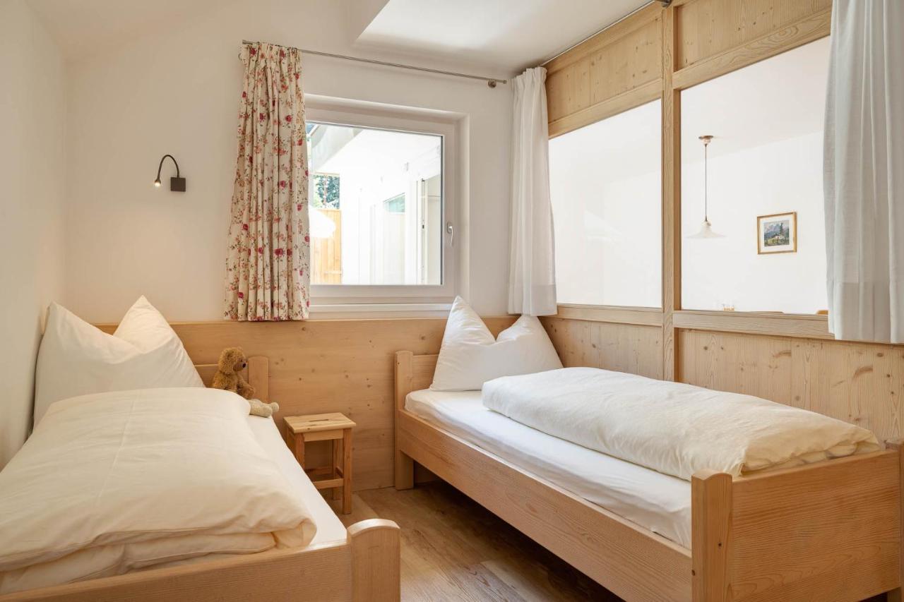 Kreuzwegerhof Nals Apartment Luaran gambar